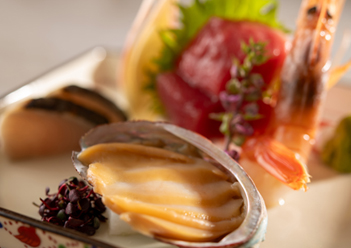 [Blessings of the Land Kaiseki] Compare the flavors of Akita brand meat and enjoy traditional food!