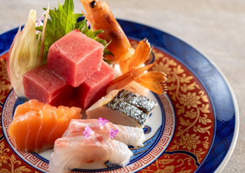 [Special Kaiseki] Enjoy the luxury of mountains and seas at the hearth that originated in northern Akita