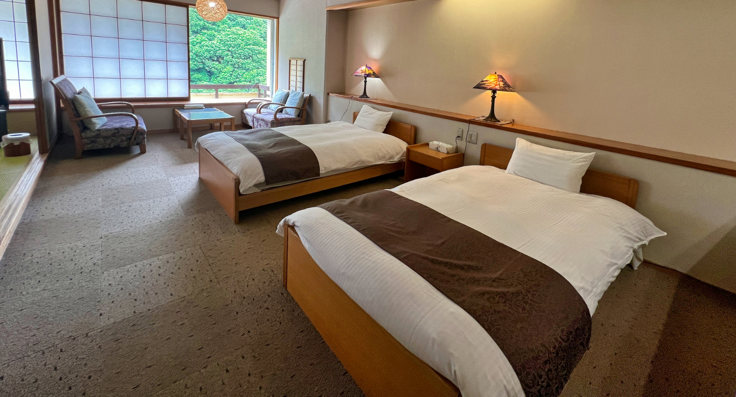 和洋室（10畳+ツイン）