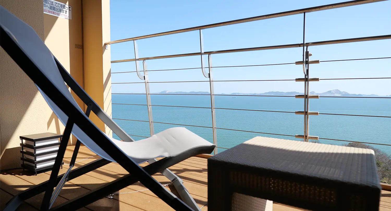 【オーシャンビュー】最上階スーペリアツイン（ウッドデッキ・シャワーブース付）