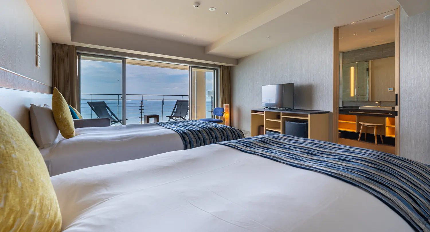 【オーシャンビュー】半露天風呂付 最上階プレミアムツイン（ウッドデッキ付）