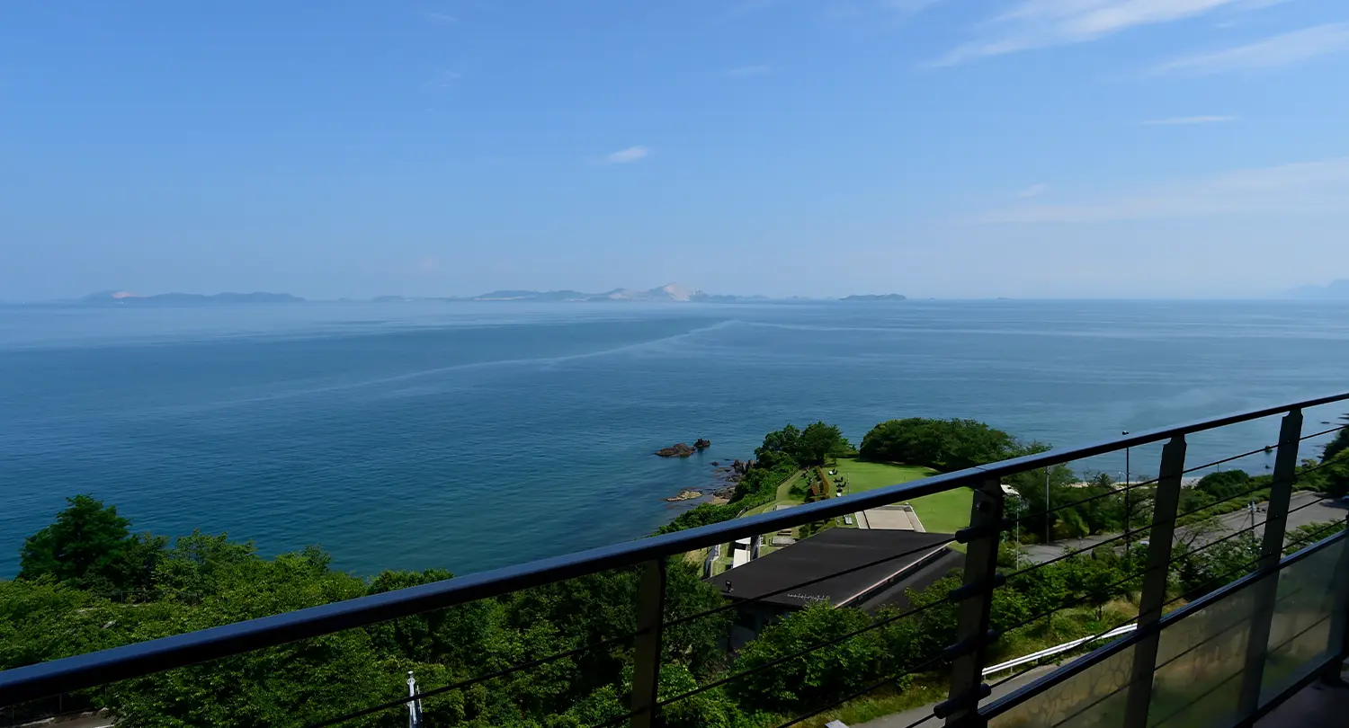 【オーシャンビュー】半露天風呂付 最上階プレミアムツイン（ウッドデッキ付）