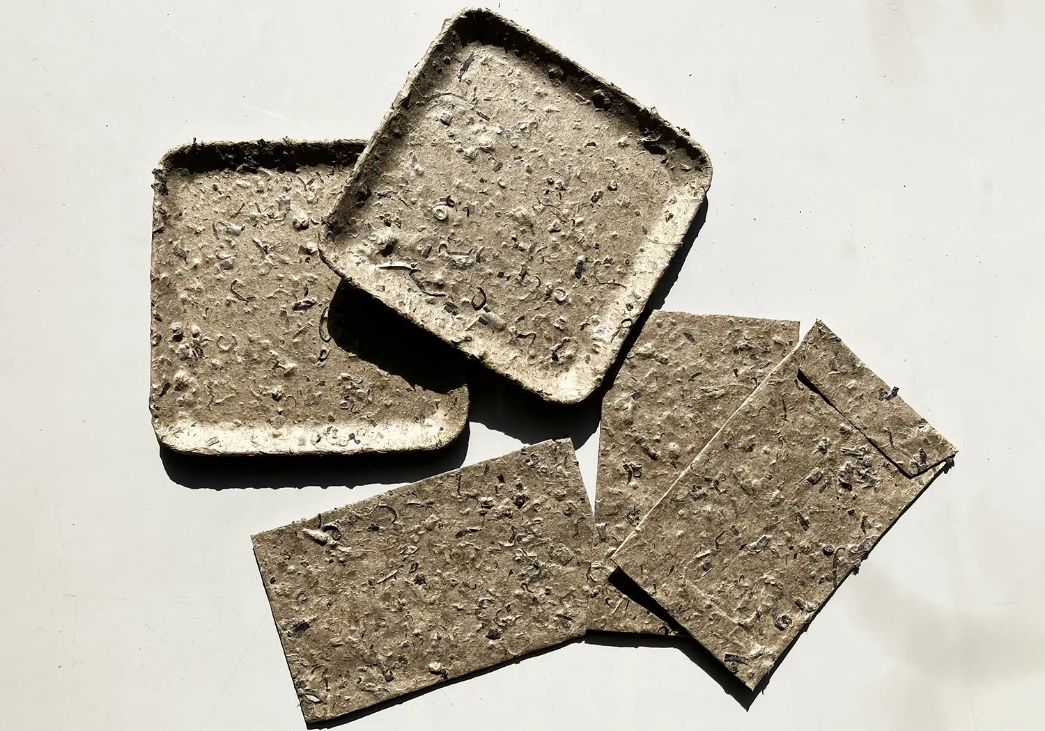 兵庫県伝統工芸品 名塩和紙の紙漉き体験