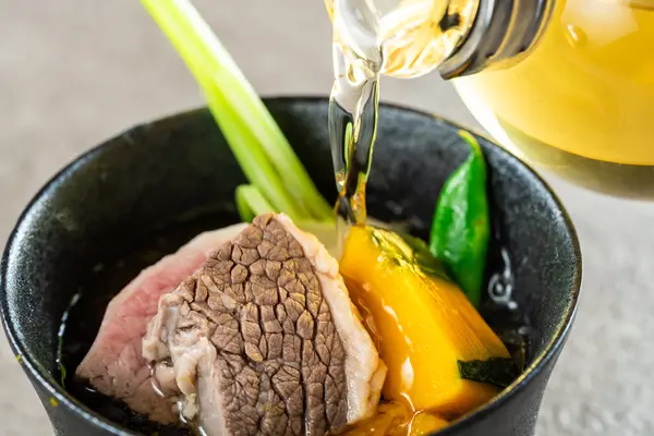 红牛肉炖菜