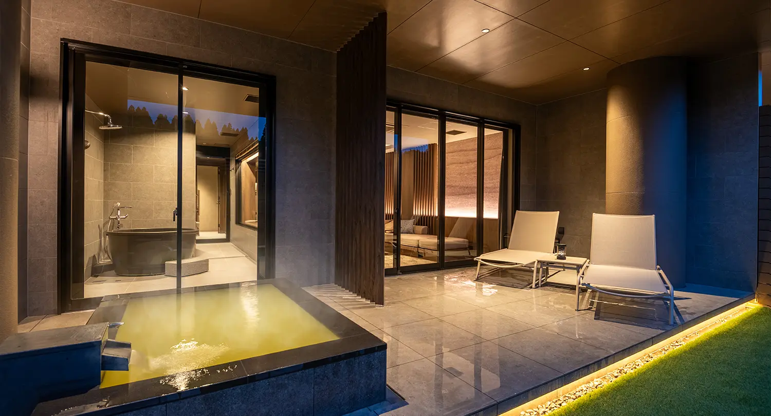 露天風呂付デラックスルーム（サウナ付）