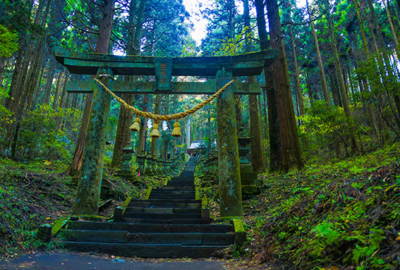 上色見熊野座神社