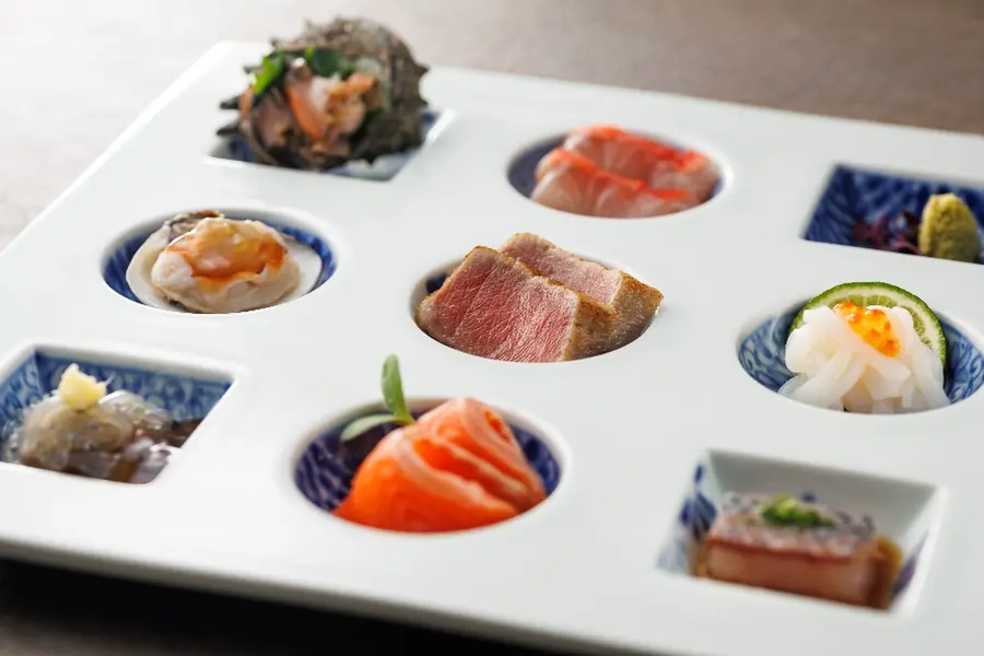 【土地の恵み会席】金目鯛や海鮮九種のお造里など地元食材をご堪能