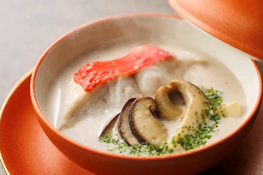 【土地の恵み会席】金目鯛や海鮮九種のお造里など地元食材をご堪能