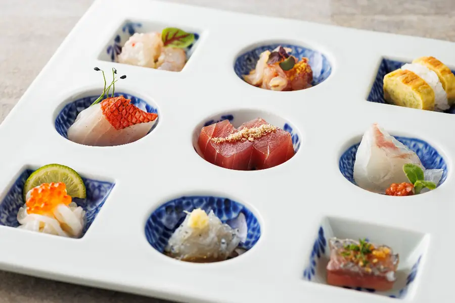 【土地の恵み会席】かき揚げや海鮮九種のお造りなど旬の地元食材をご堪能 春