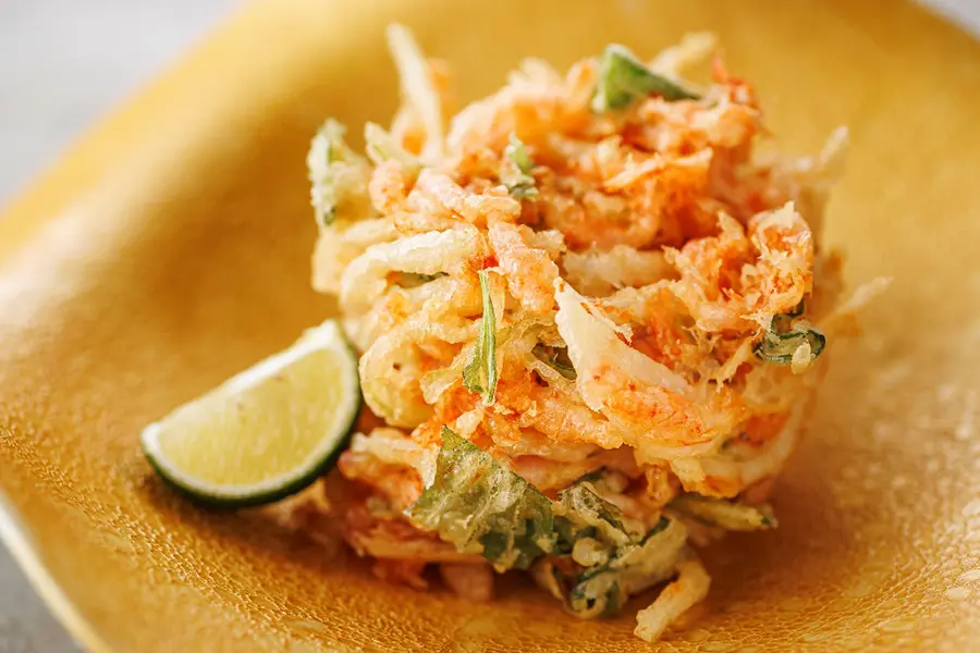 【土地の恵み会席】かき揚げや海鮮九種のお造りなど旬の地元食材をご堪能 春