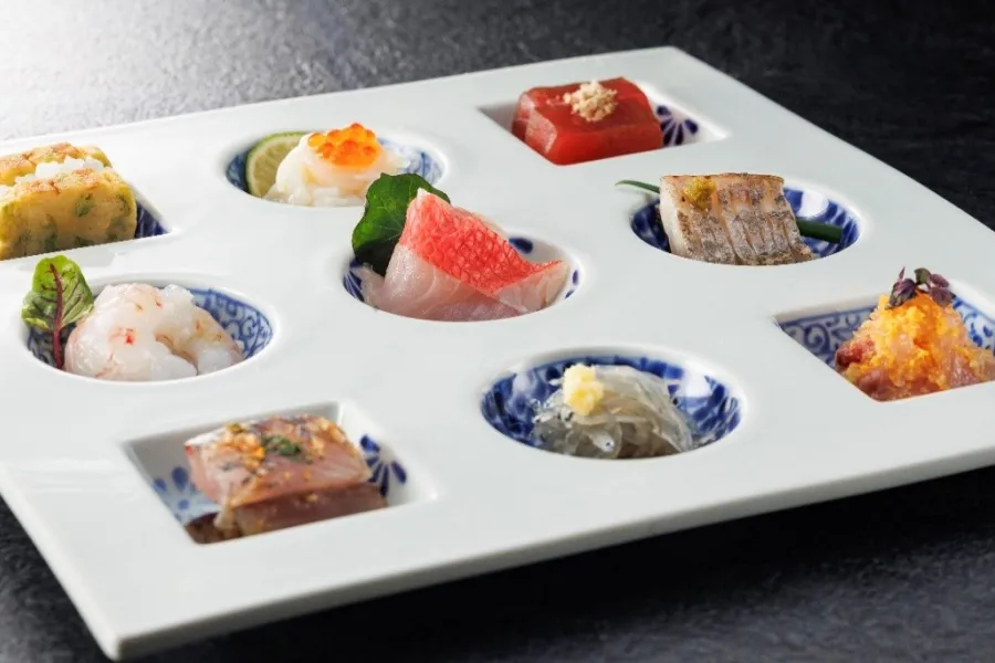 【土地の恵み会席】金目鯛や海鮮九種のお造里など地元食材をご堪能