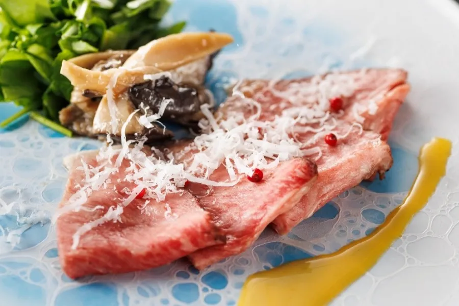 【特別会席】海と山の恵みを味わう特別会席~伊勢海老、黒毛和牛の旬の饗宴~