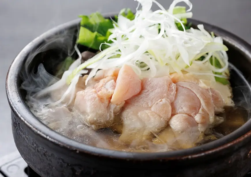 【时令怀石料理套餐】静冈的时令怀石料理套餐，包括人气红烧阿尔方西诺羊肉、鸡肉冬季蔬菜火锅，以及芥末盖饭。