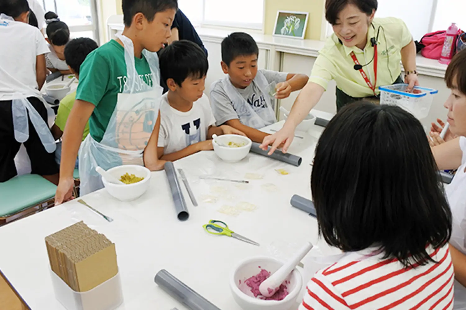 薫寿堂　お香づくり体験