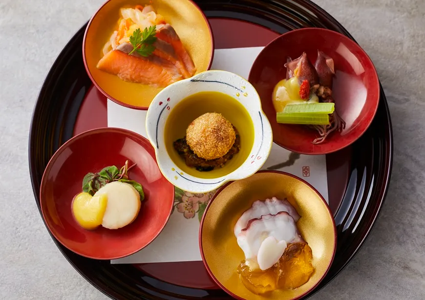 【特別会席】淡路島の旬の味覚を盛り込んだお料理でおもてなし