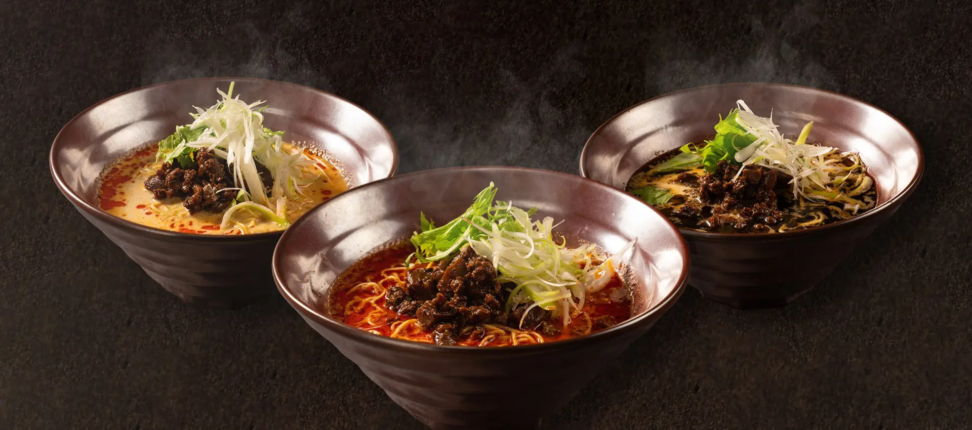 亀の井ホテルの名物「夜鳴き担々麺」の総本山として担々麺専門店が誕生！！