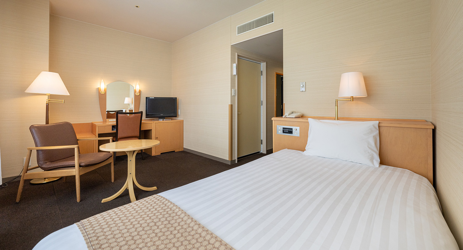 Western-style single room (with bath)