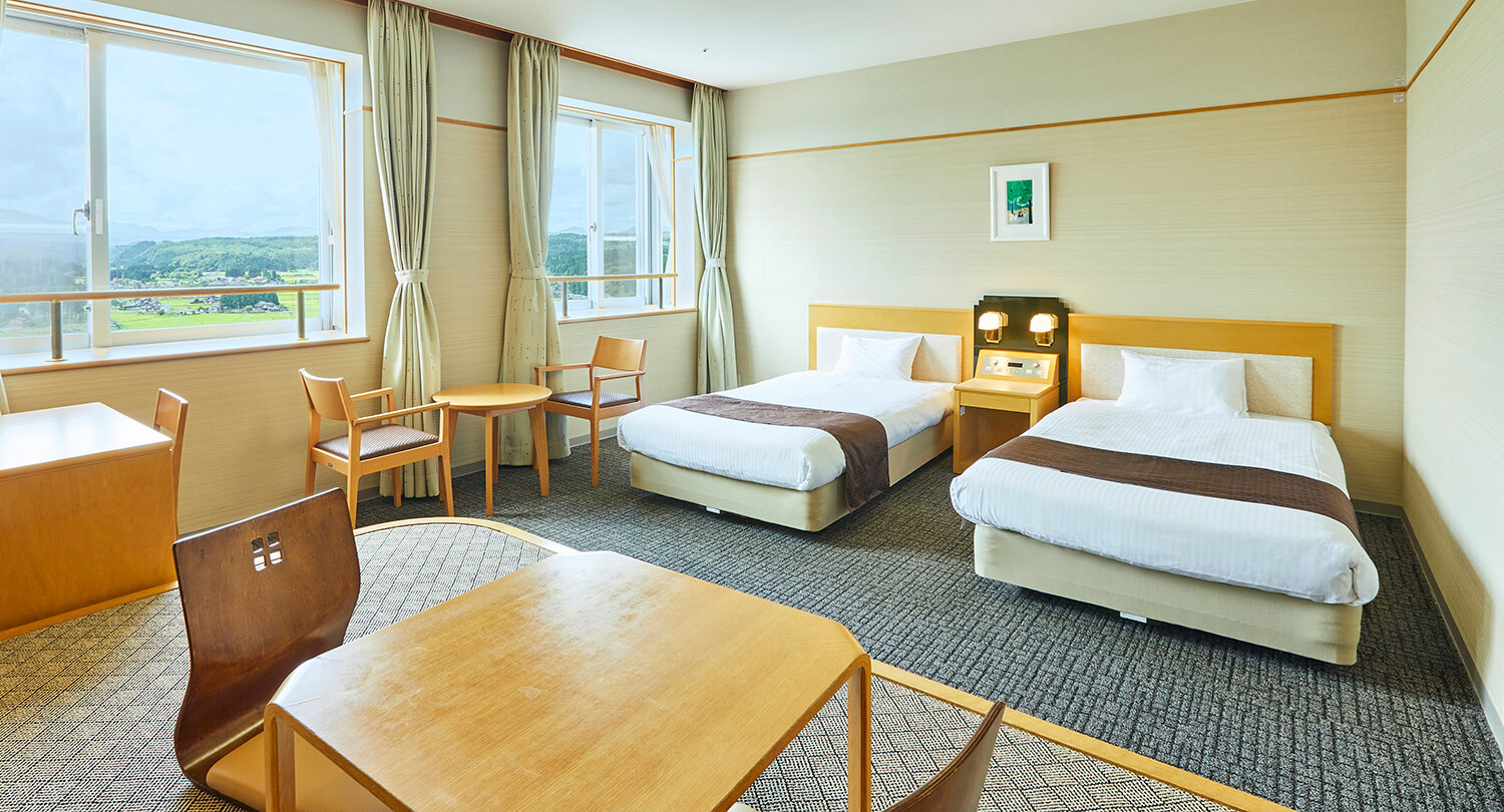 Western-style twin room (with bath)