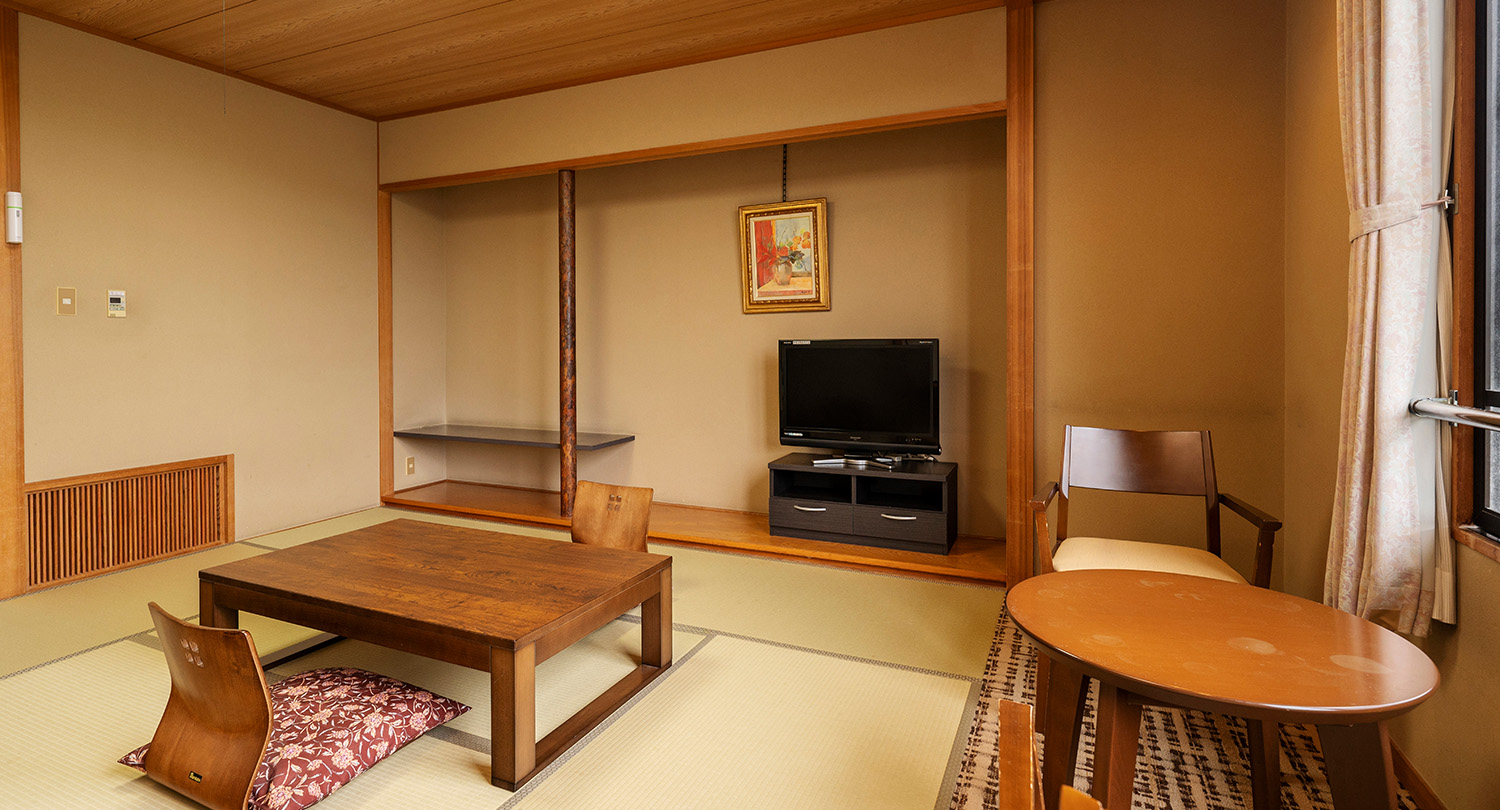 8 tatami mat Japanese-style room