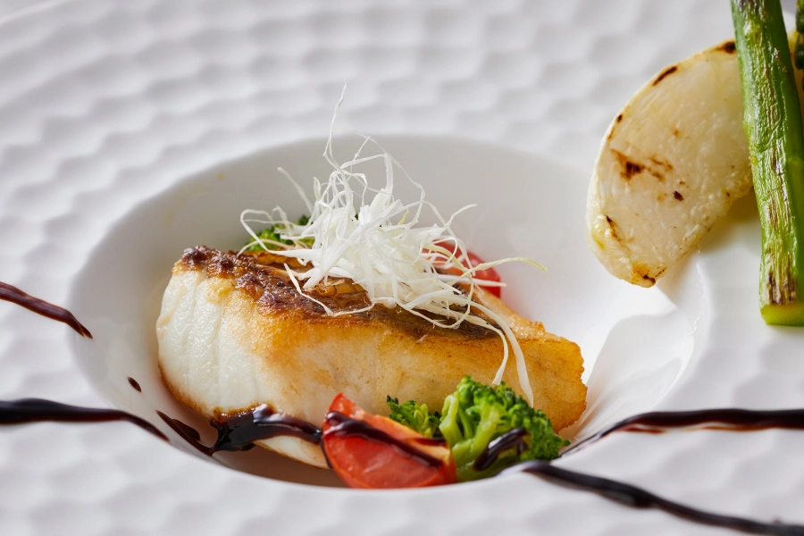 特別会席_焼物_鯛のポアレ