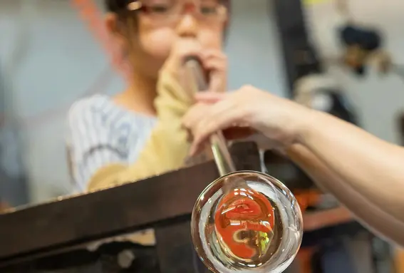 金津創作の森 ガラス工房