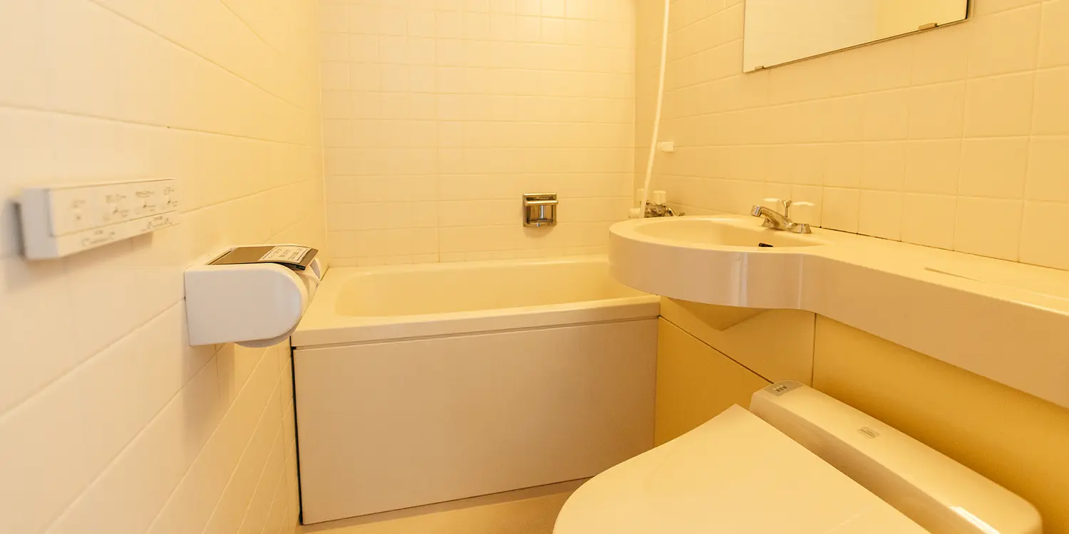 ツインルーム（バス付）／32平米