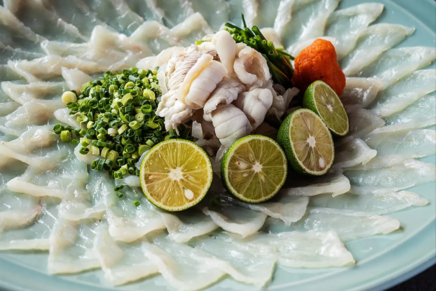 冬の贅沢、ふぐ尽くしの会席で夕食