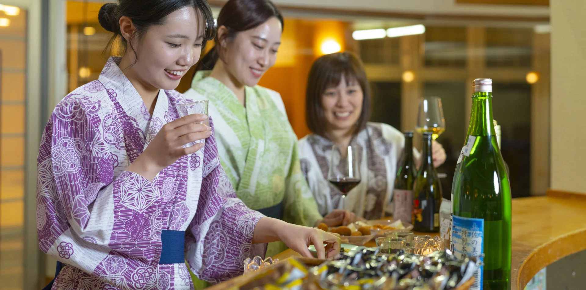 ねまらいラウンジ