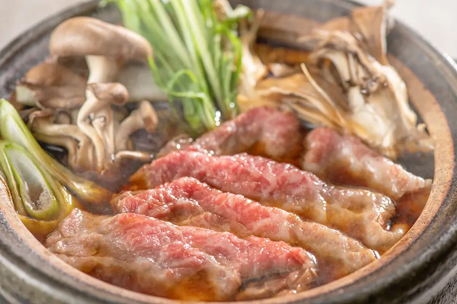 【冬季限定】前沢牛すき焼鍋＆鮑蒸籠蒸し付会席