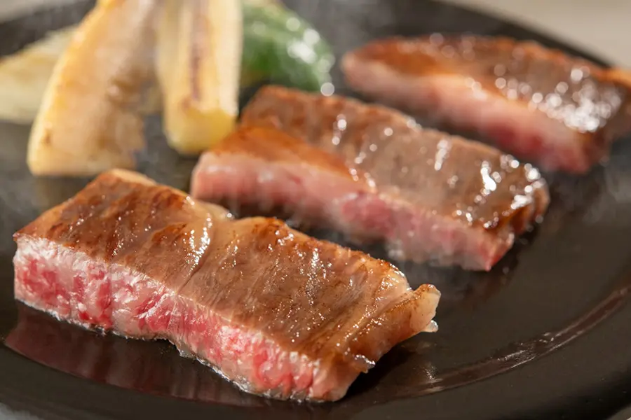 【特別会席・春】岩手が誇る「前沢牛」を石焼で いわて南牛・桜鯛など美食と季節食材を堪能