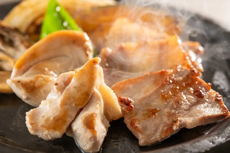 【季節の会席】秋刀魚つみれ鍋といわいどり＆白金豚！海と山の秋の味わい