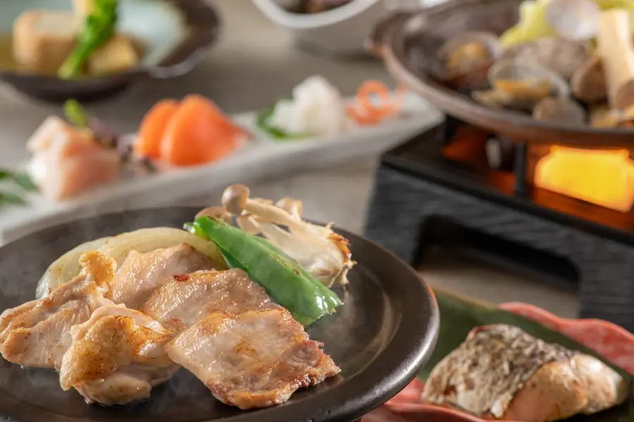 【季節の会席・春】いわいどり・白金豚陶板焼と春を感じる地物食材で岩手の味を楽しむ