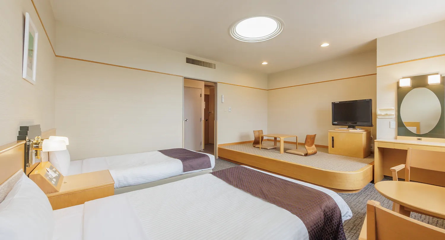 洋室ツイン（バス付）