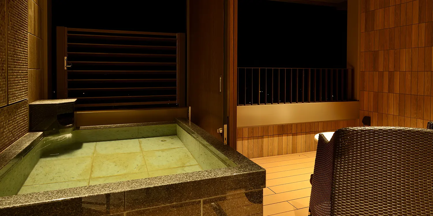 【温泉露天風呂付】デラックススイート