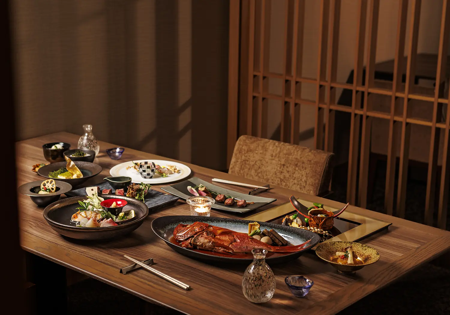 夕食で旬の地魚と創作和食コース