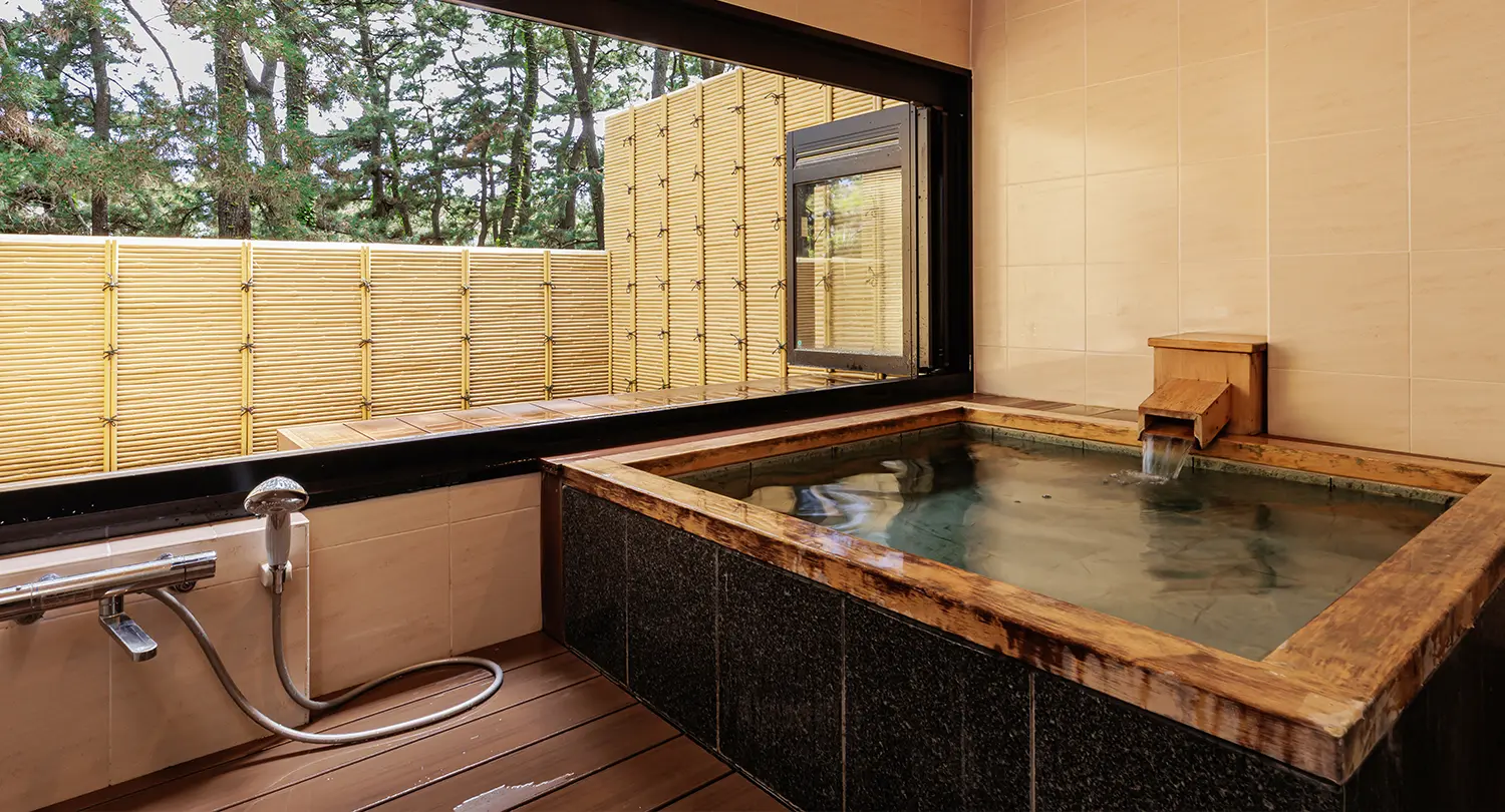 露天風呂付きデラックス和洋室