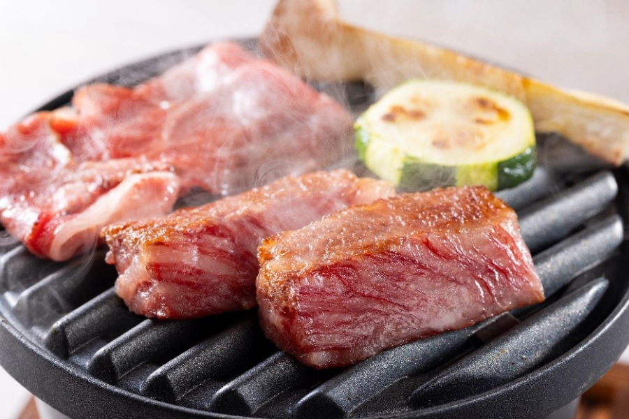 【土地の恵み会席】讃岐のプレミアム黒毛和牛、「オリーブ牛」を味わう