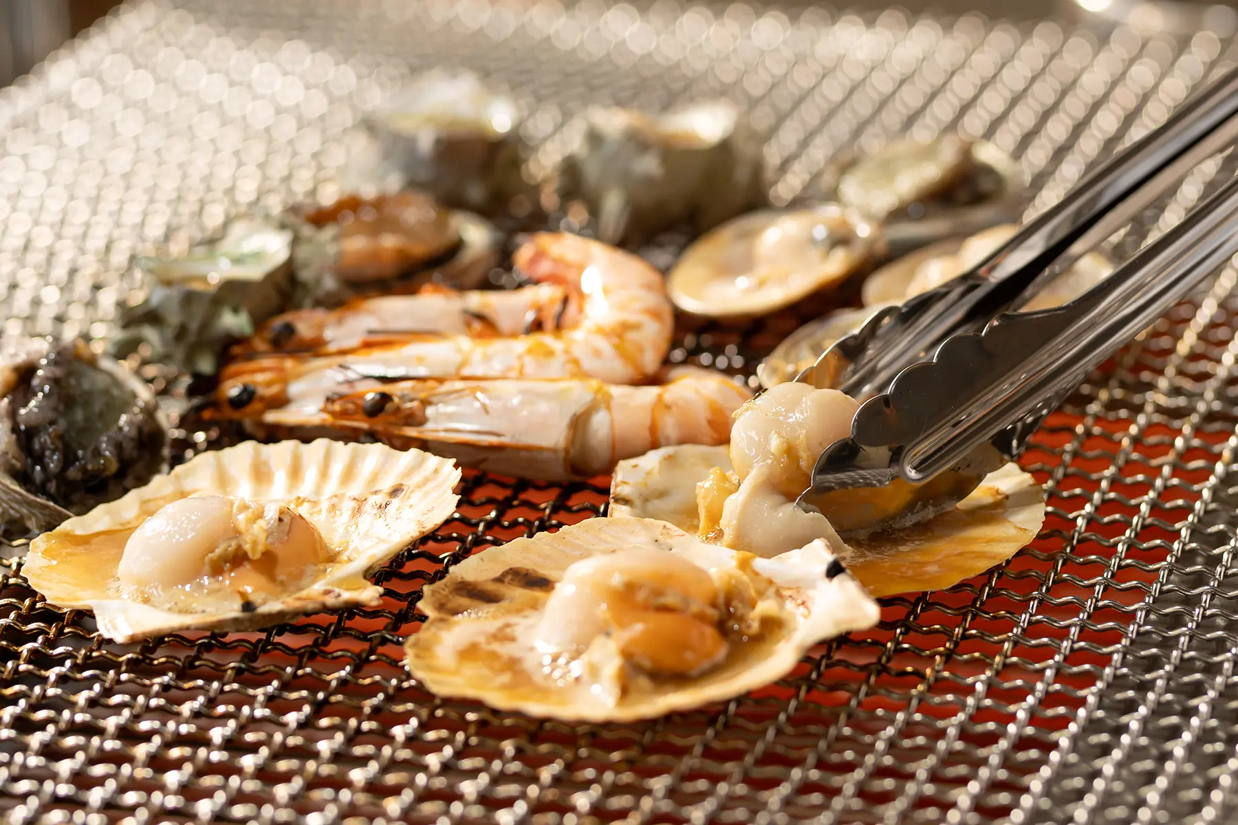 3월부터 레스토랑에 오픈 그릴이 새롭게 등장! 음식의 즐거움이 더욱 많아집니다.