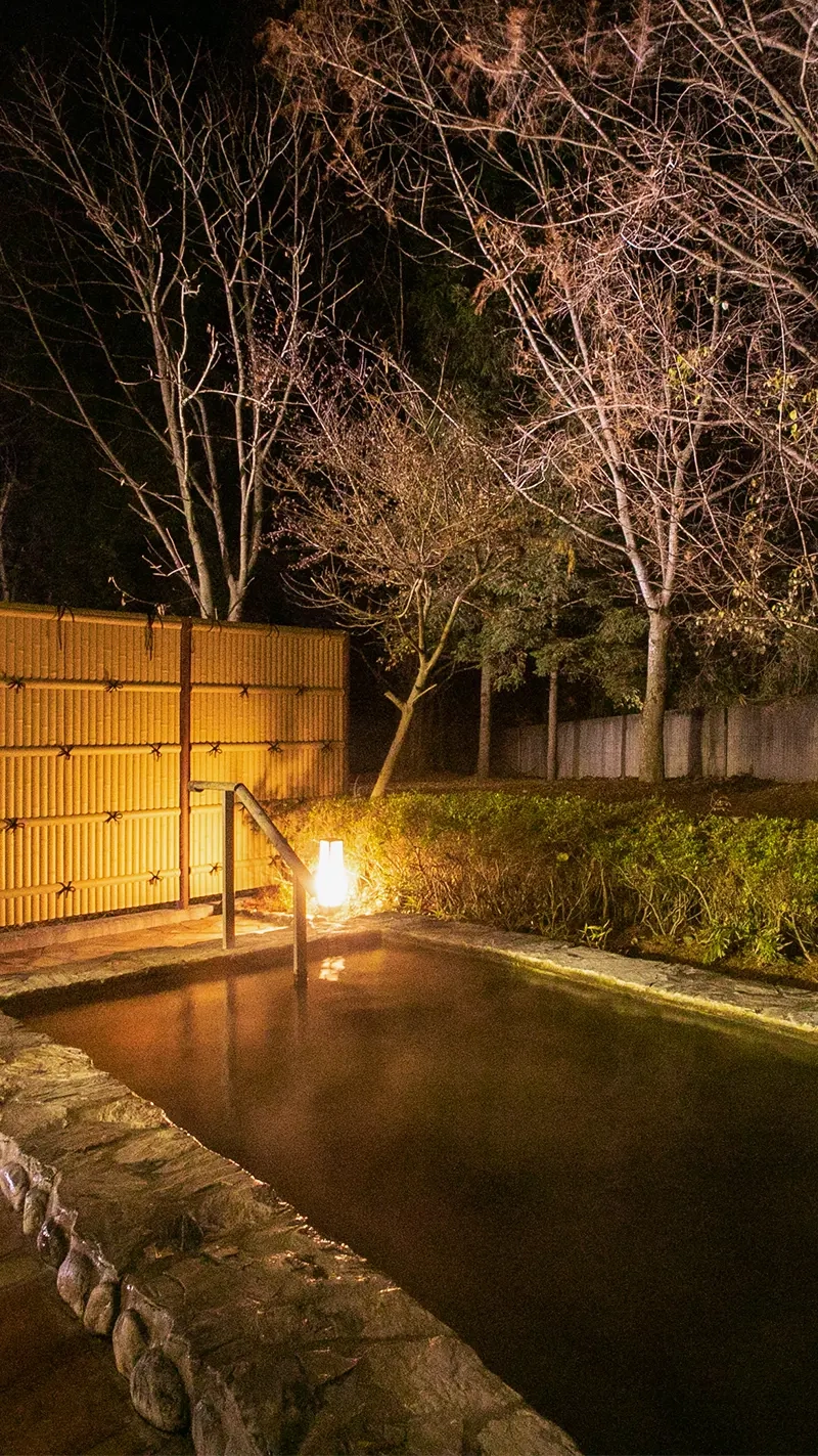 夜晚露天