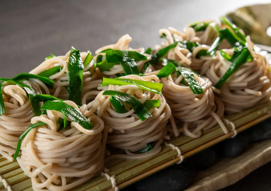 Chive soba