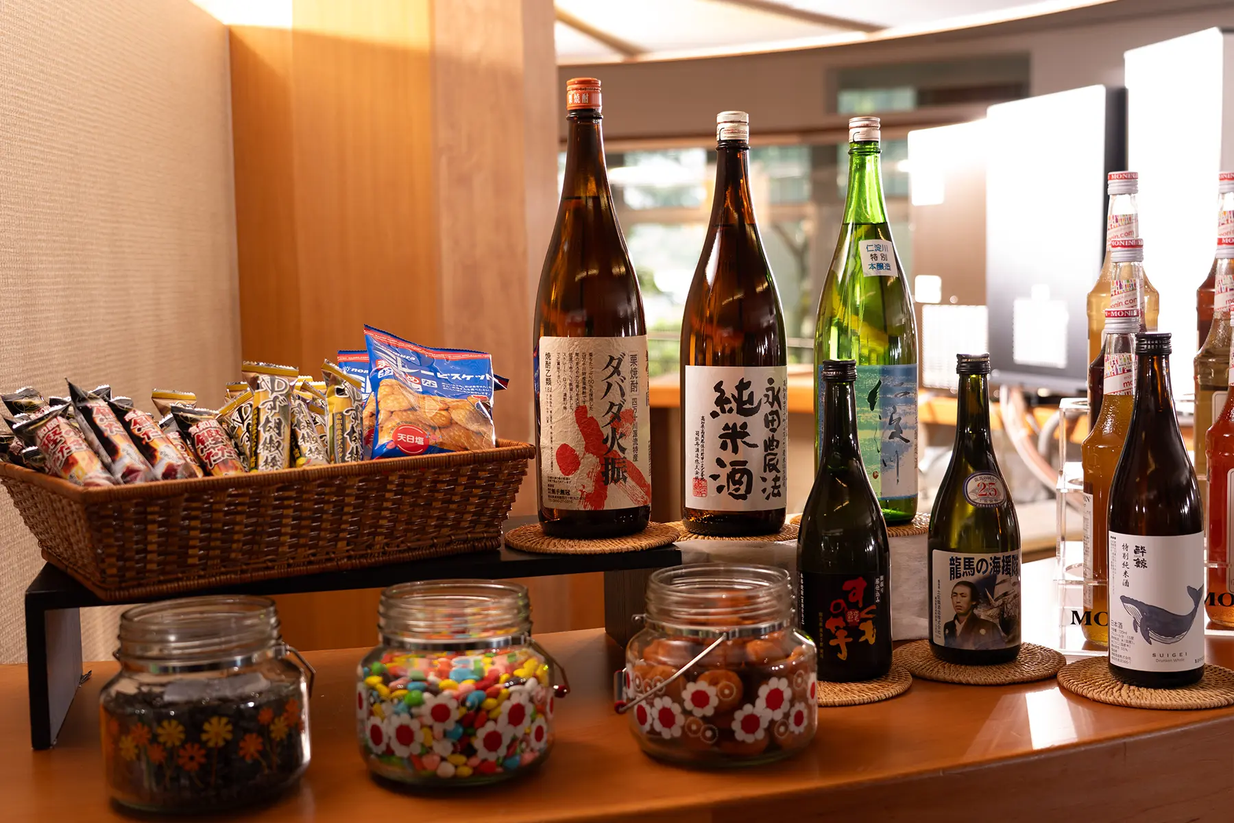 地酒やワインの持ち込み自由