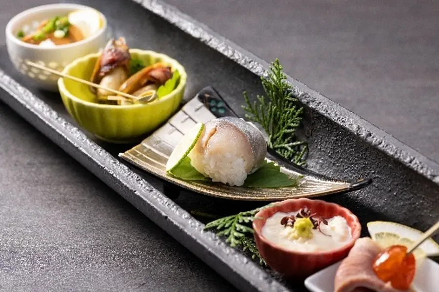 [Special Kaiseki Course] A superb kaiseki course featuring seasonal ingredients from Tosa, carefully selected by the head chef.