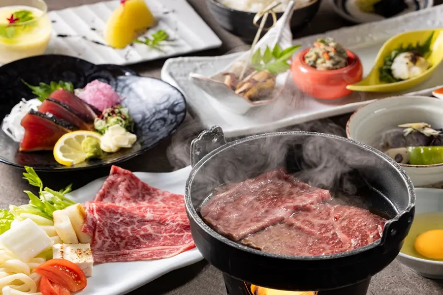 【土地の恵み会席】幻の四万十牛を贅沢に味わう牛鍋会席