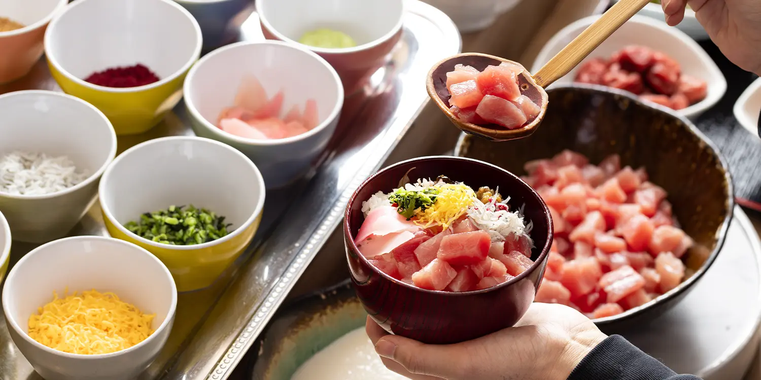 朝食
