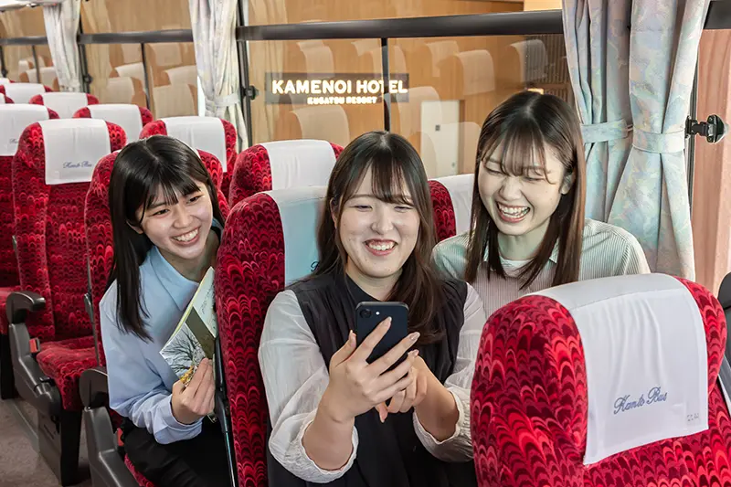 快適、広々 車内には無料Wi-Fi完備！