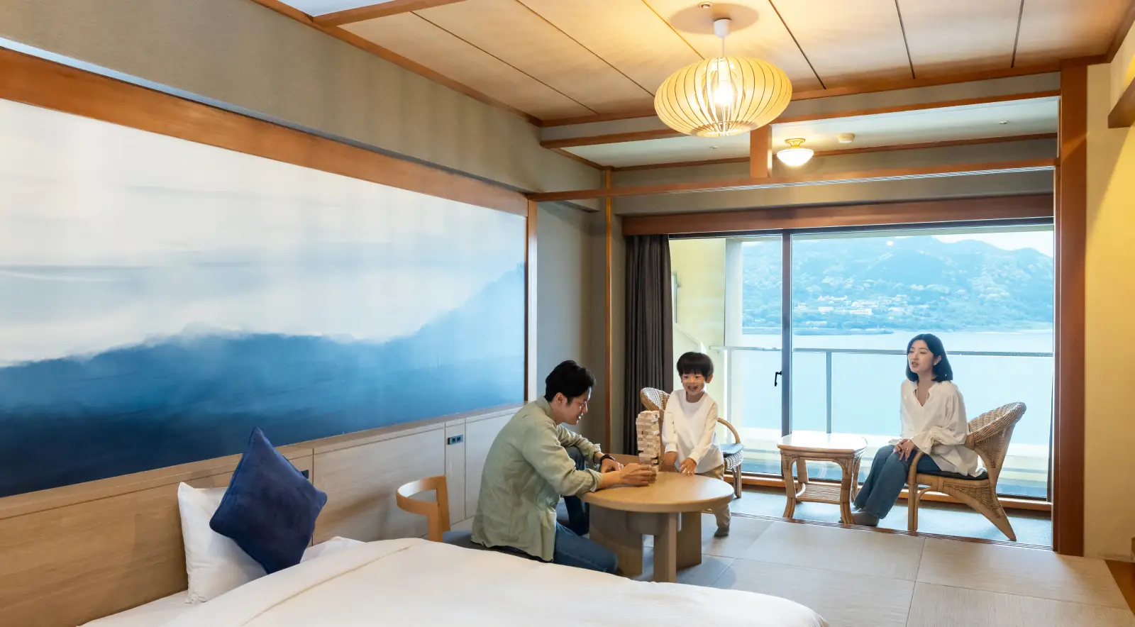 温泉と那智湾の眺望