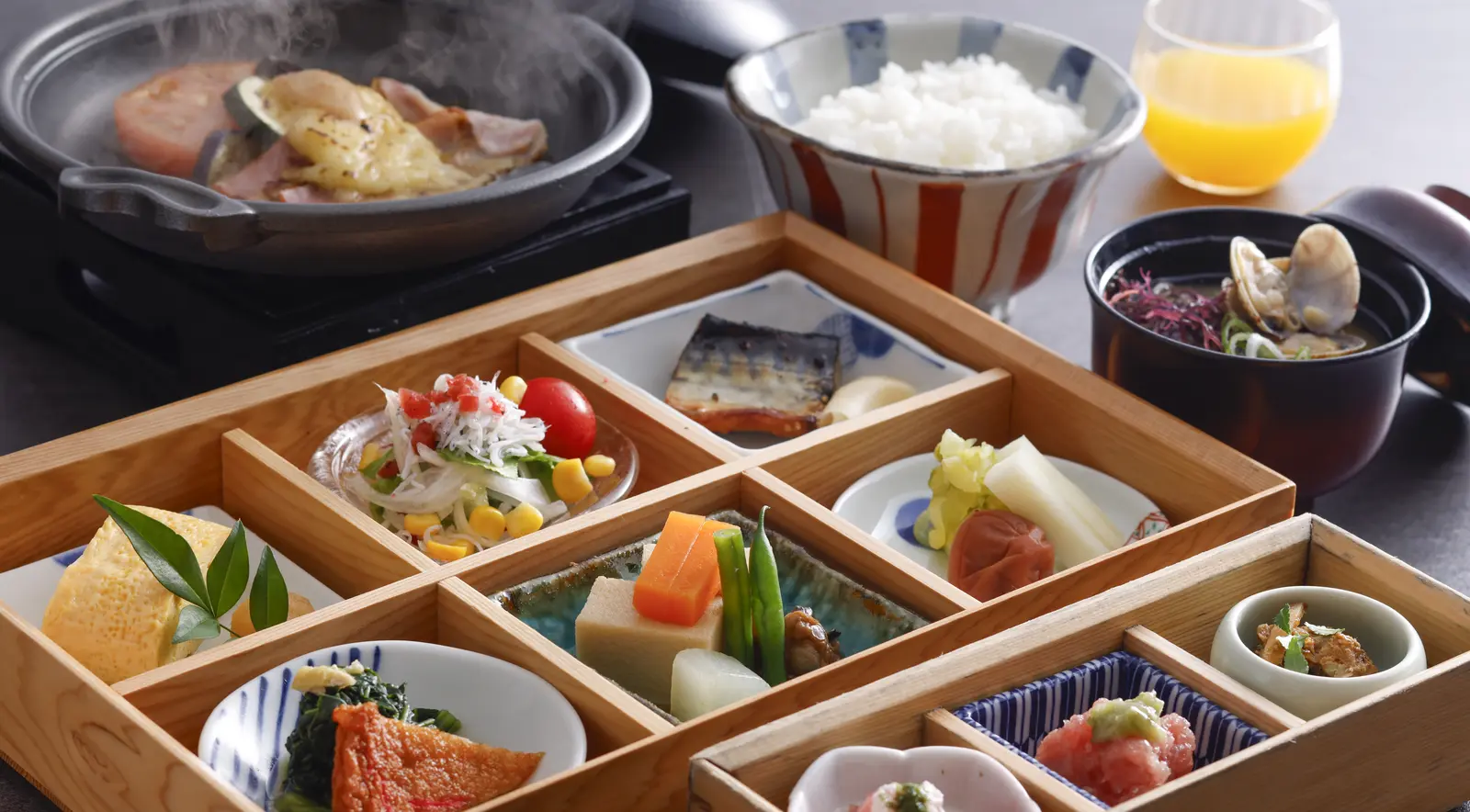 朝食