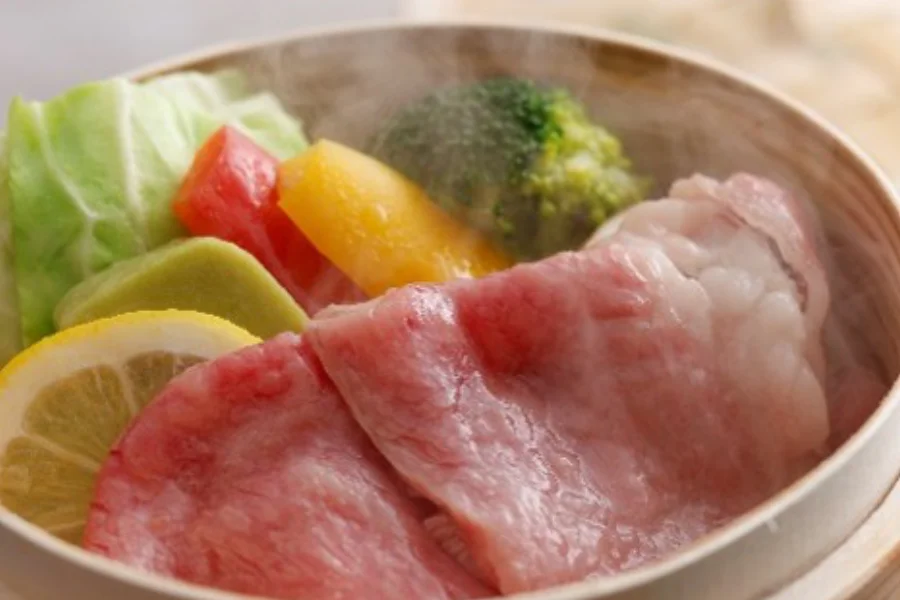 【春の特別会席】熊野牛蒸篭蒸しと伊勢海老、勝浦鮮魚のお造り会席