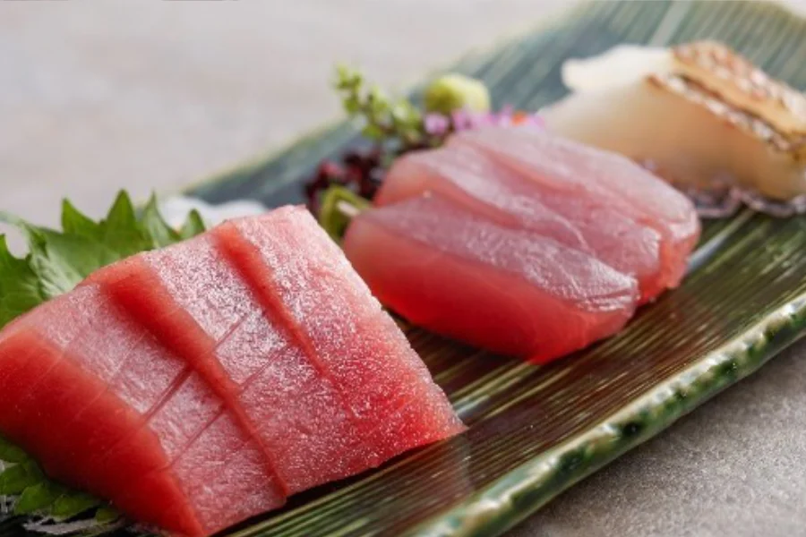 【春の特別会席】熊野牛蒸篭蒸しと伊勢海老、勝浦鮮魚のお造り会席