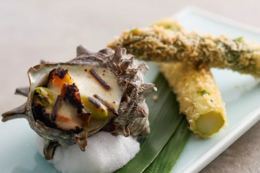 【春の特別会席】熊野牛蒸篭蒸しと伊勢海老、勝浦鮮魚のお造り会席